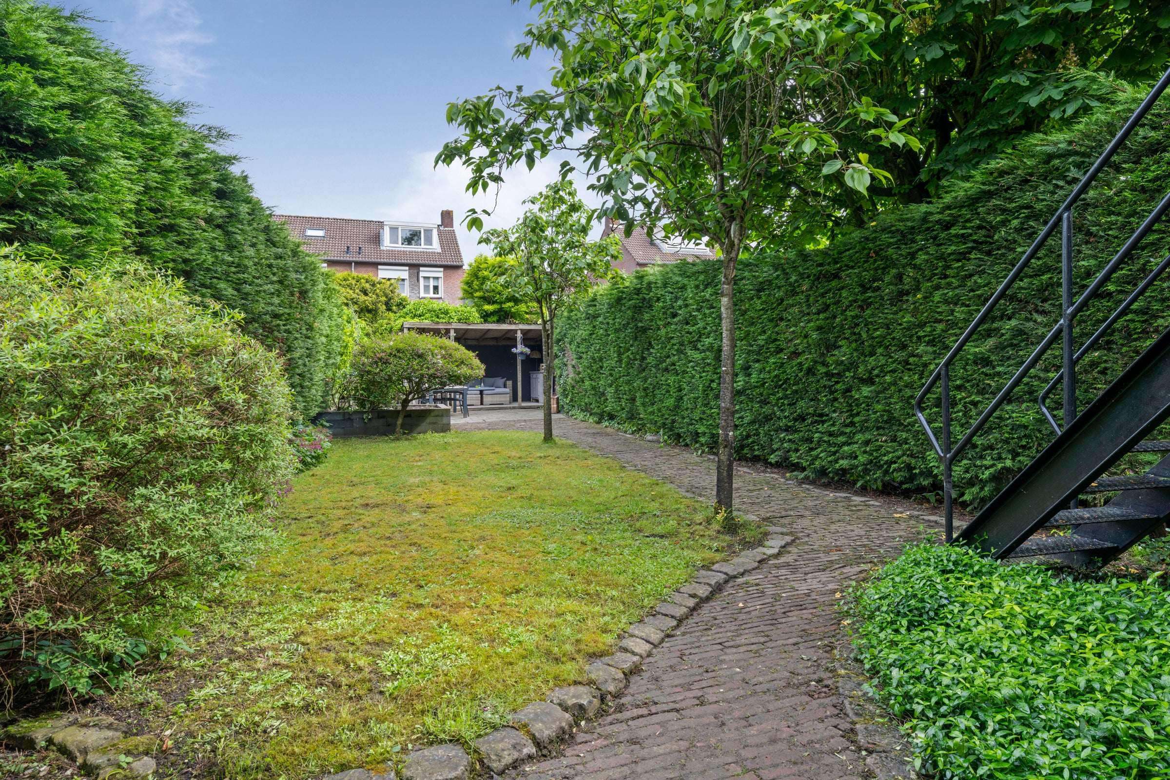 Twee-onder-één-kap te koop: Dennis Leestraat 45, Stampersgat