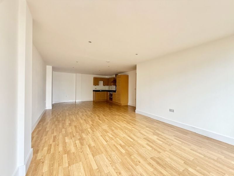 Flat Blue Lion Place in Greater London