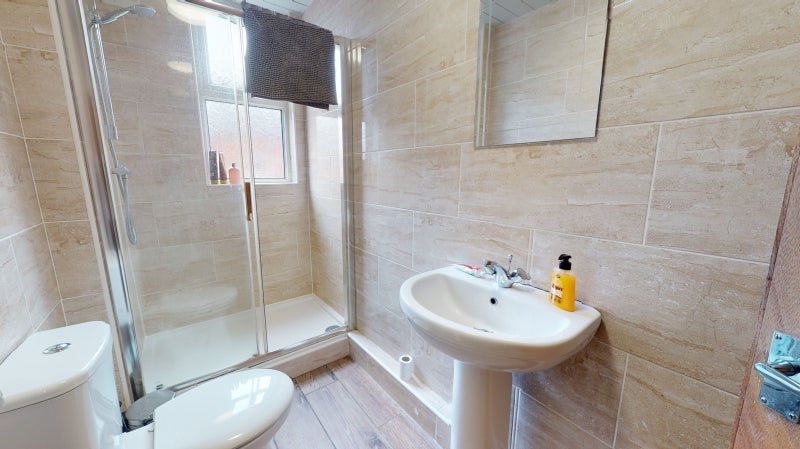 House Burchett Place in Leeds