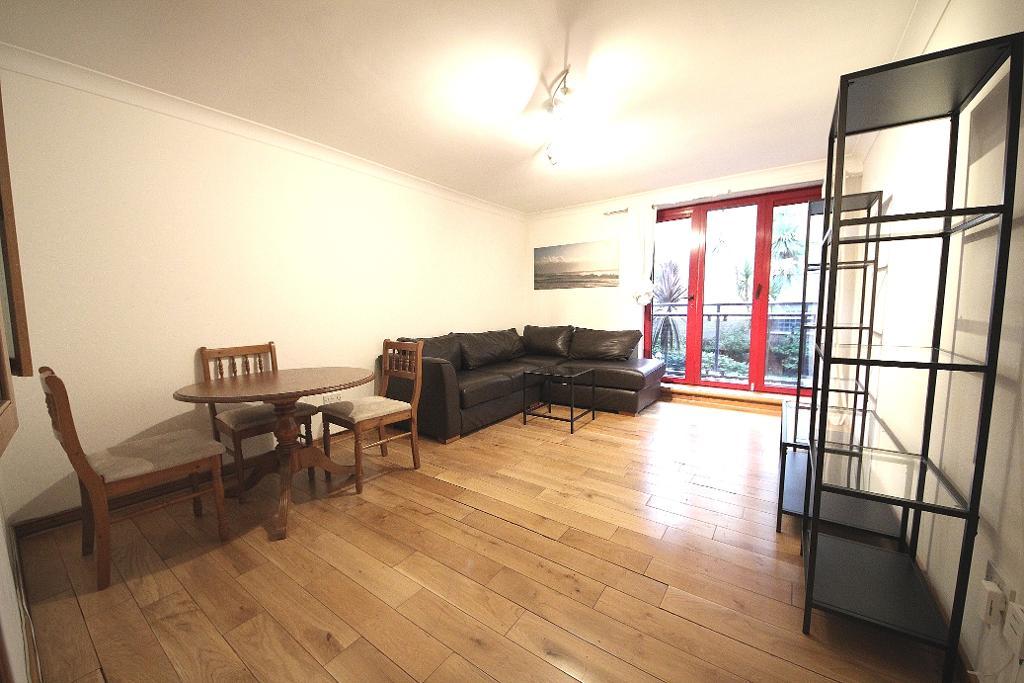 Flat Monck Street in London