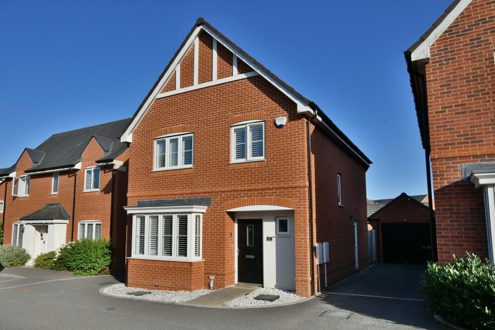 House Dewberry Close in Wimborne Minster