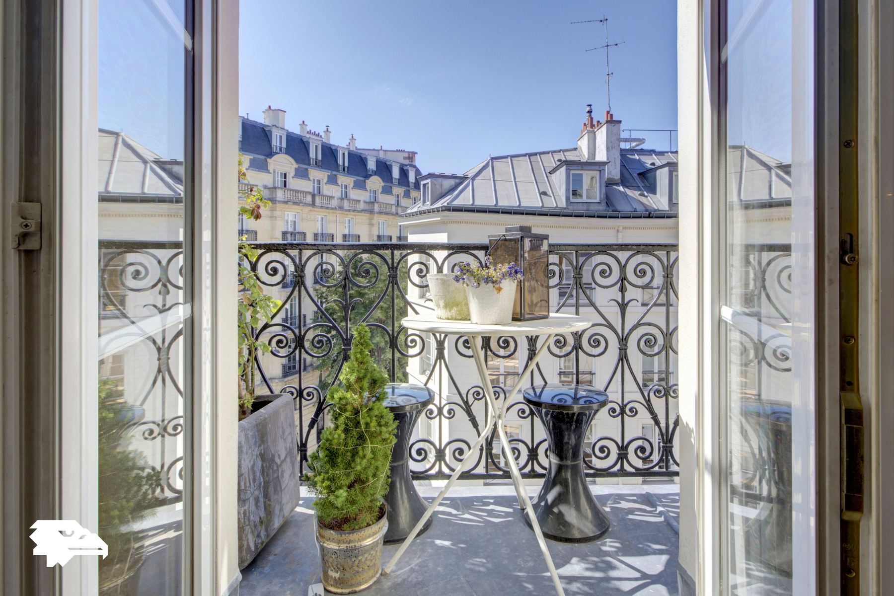 Flat Rue de Bretagne in Paris