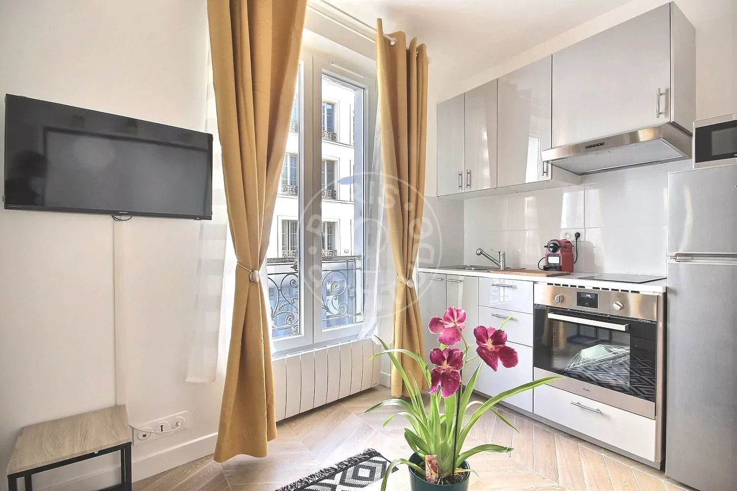 Appartement Rue des Poissonniers à Paris