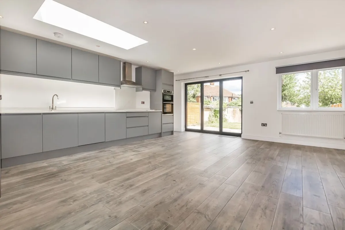 House Hazel Way in Mole Valley