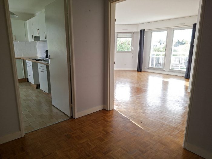 Flat Avenue Dutartre in Le Chesnay-Rocquencourt