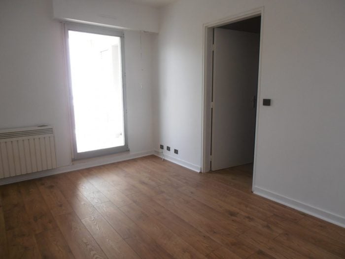 Flat Avenue Dutartre in Le Chesnay-Rocquencourt
