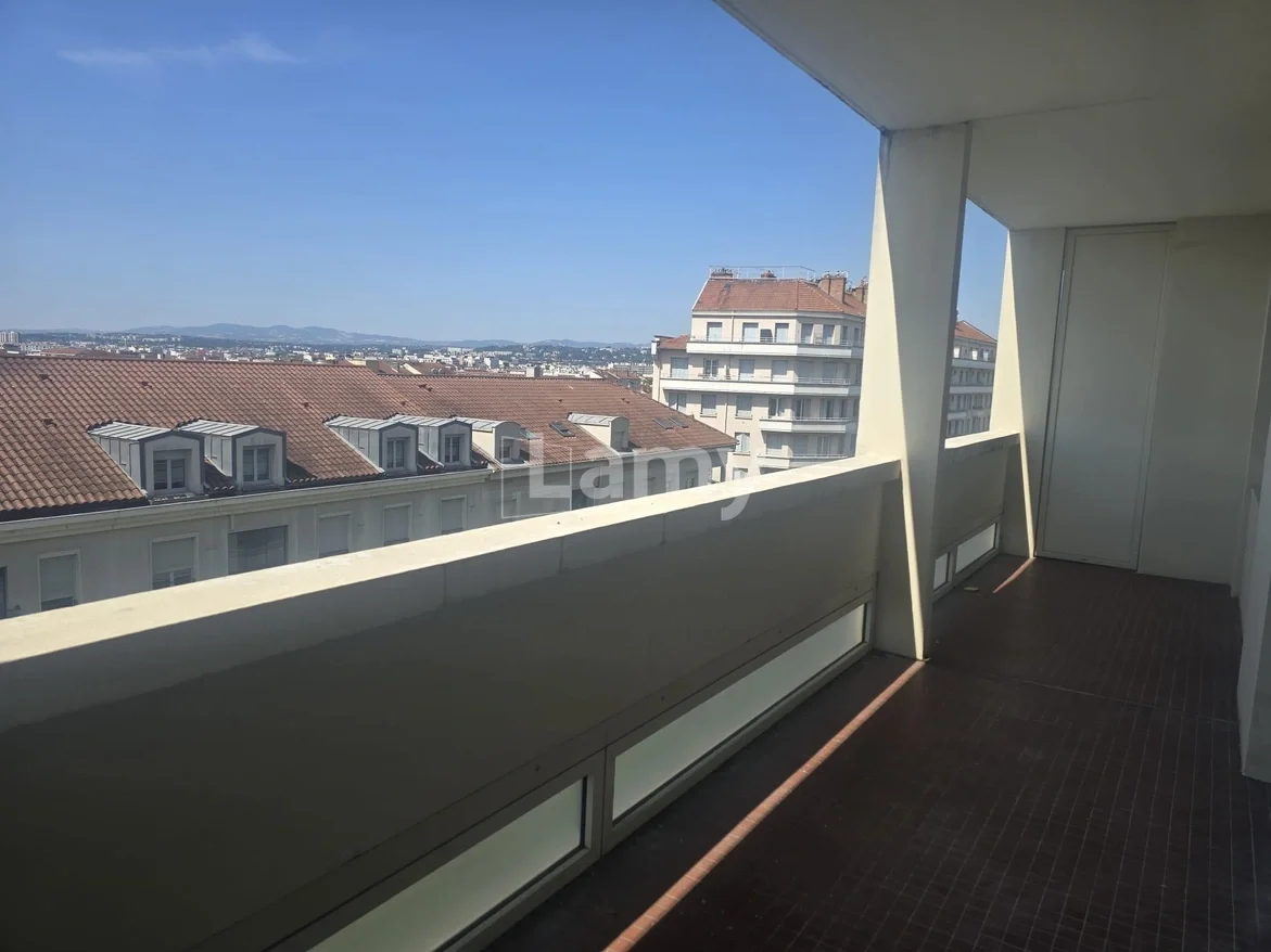 Flat Cours Albert Thomas in Lyon