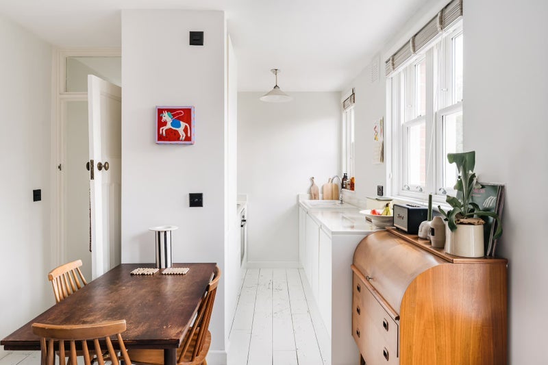 Flat Kelvin Road in Greater London