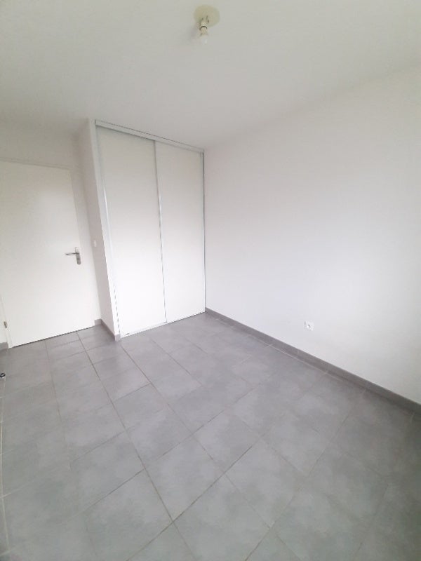 Flat Rue Négrier in Lys-lez-Lannoy