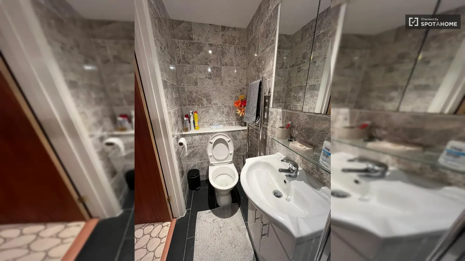 Flat Mallow Close in Greater London