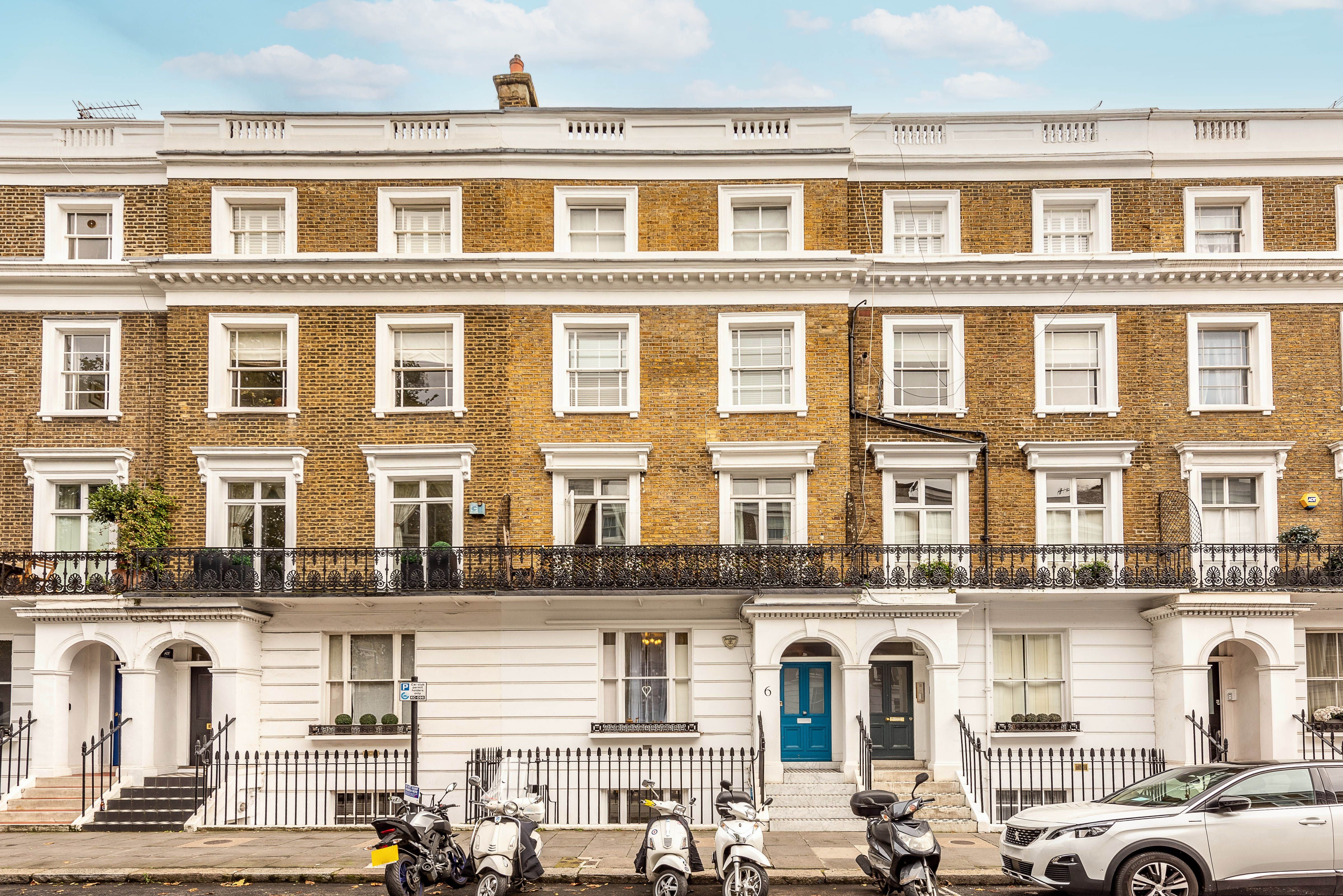 Flat Oakley Street in Greater London