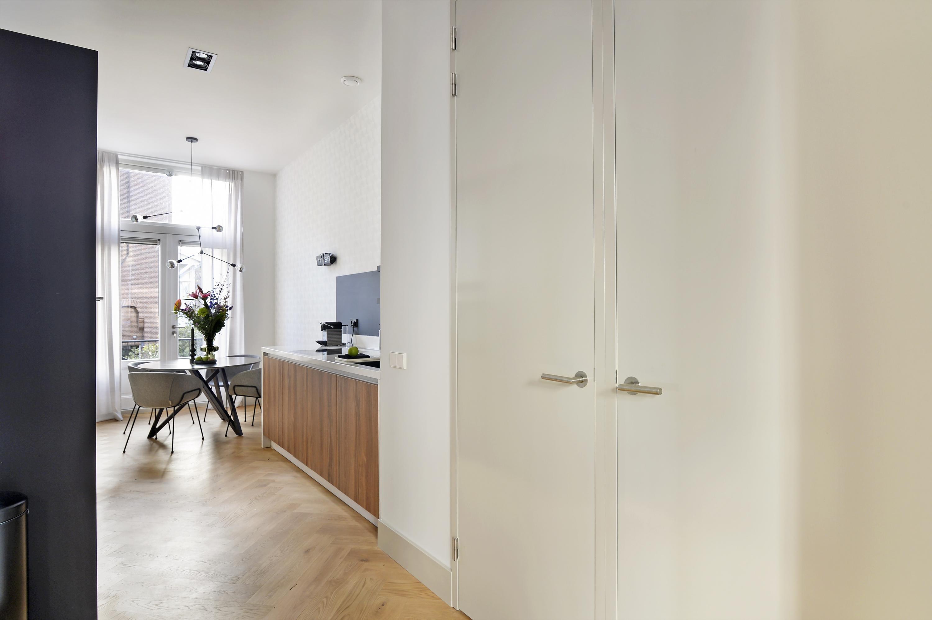 Woning te huur: Pieter Cornelisz. Hooftstraat, Amsterdam