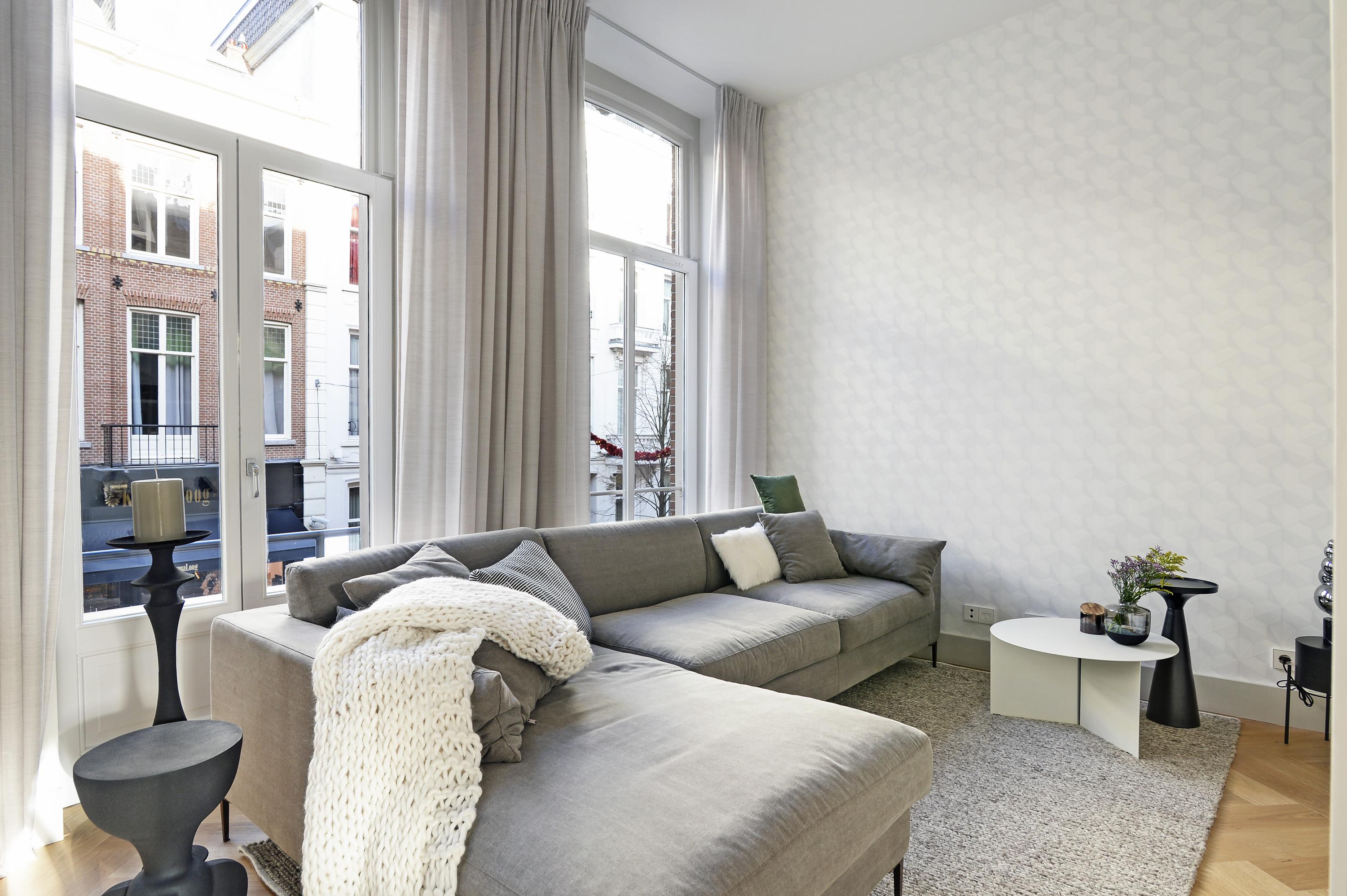 Woning te huur: Pieter Cornelisz. Hooftstraat, Amsterdam