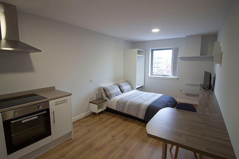 Room Clare Street in Nottingham