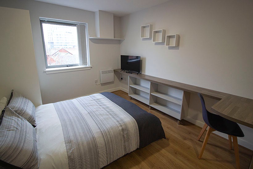Room Clare Street in Nottingham