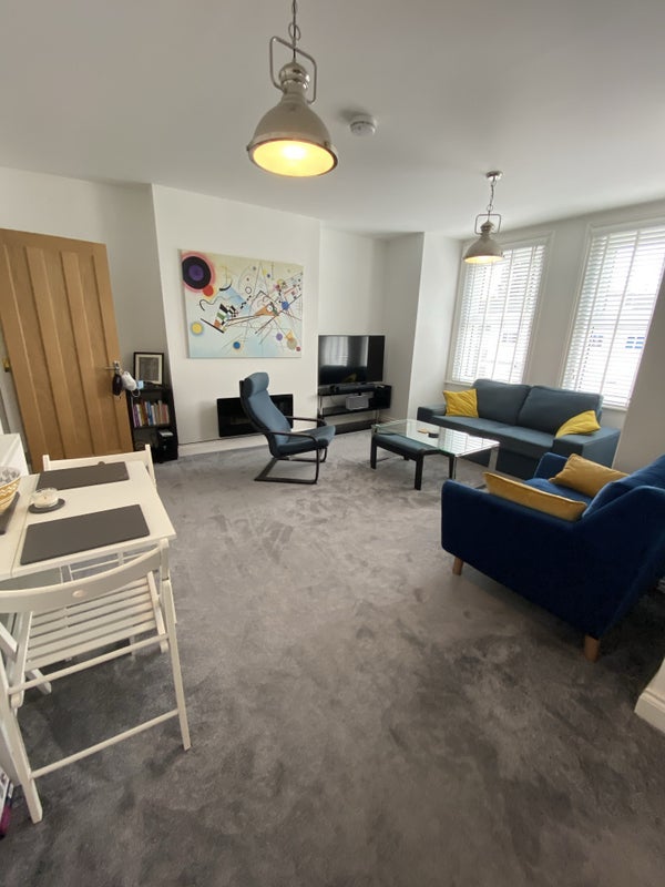 Room Alum Chine Road in Bournemouth