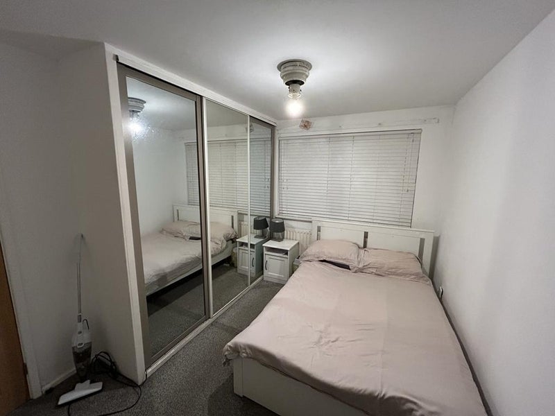Room Ladycroft in Birmingham