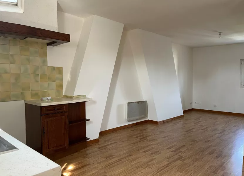 Appartement Rue de la Chapelle à Sylvains-Lès-Moulins