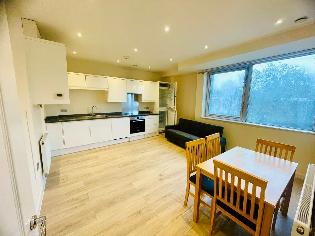 Flat Portesbery Road in Surrey Heath