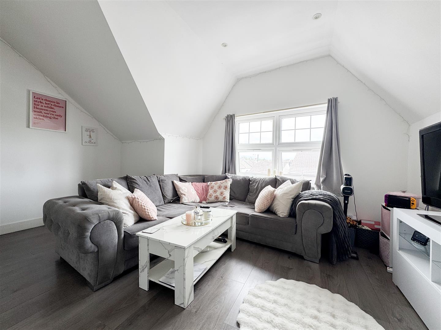 Flat Chandler Road in Rother