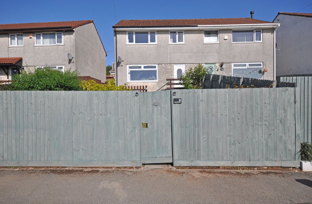 House Arran Close in Risca