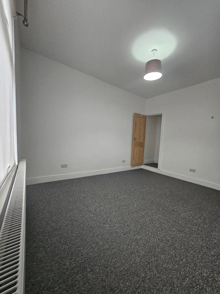 Room St. George's Road in Coventry