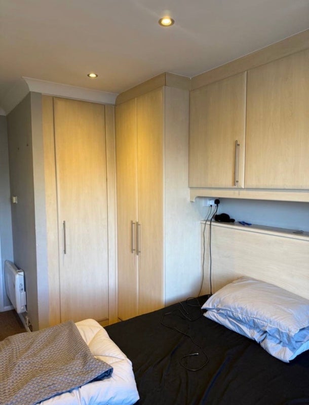 Flat Hooper Street in Greater London