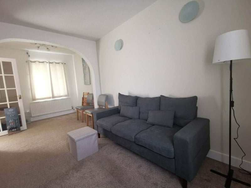 Room Sharpley Road in Charnwood