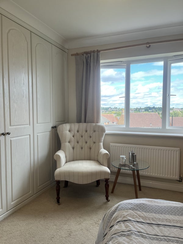 Room Hadleigh Close in South Kesteven