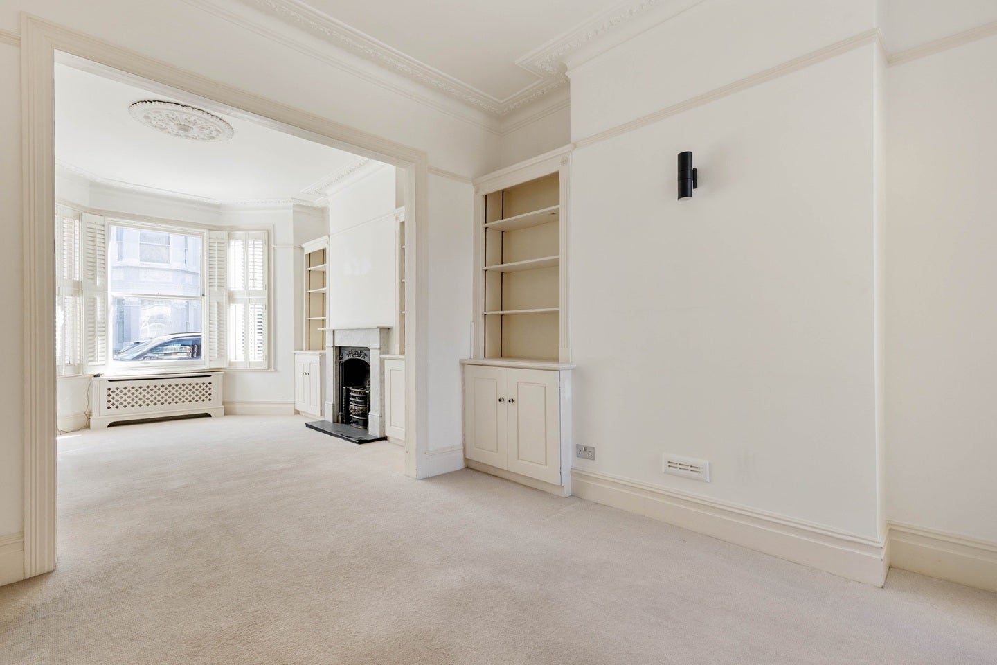 House Acris Street in Greater London
