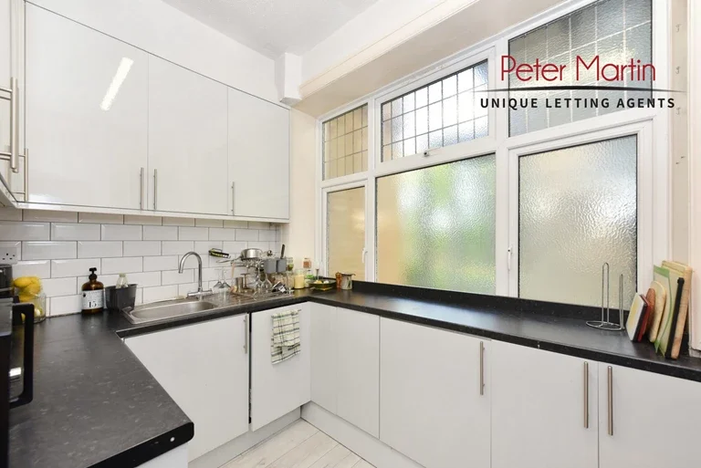 Flat Portsdown Mews in Greater London