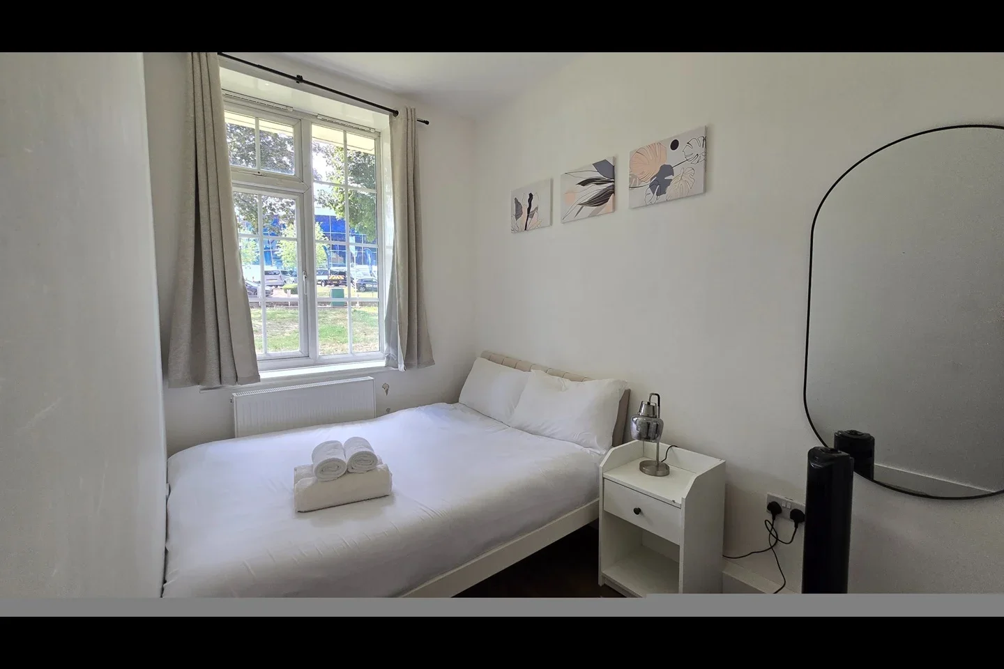 Flat The Hyde in Greater London