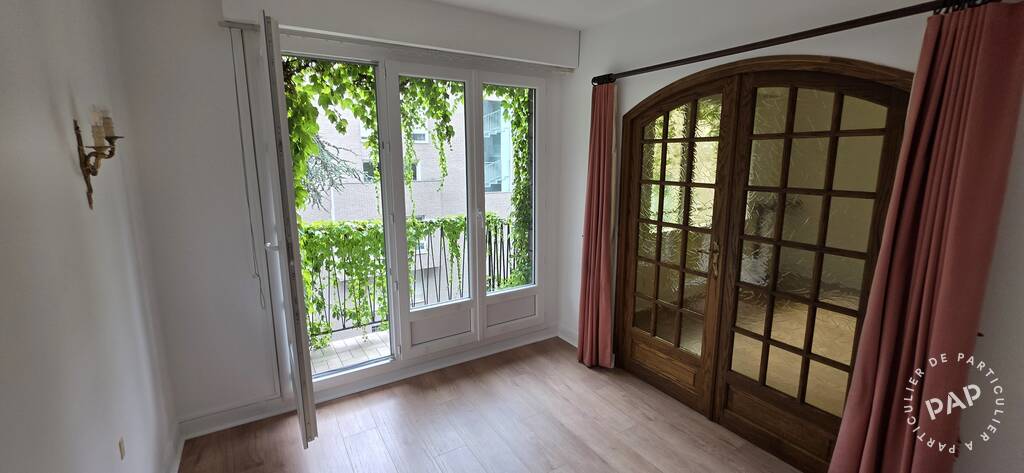 Flat Rue de la Santé in Paris