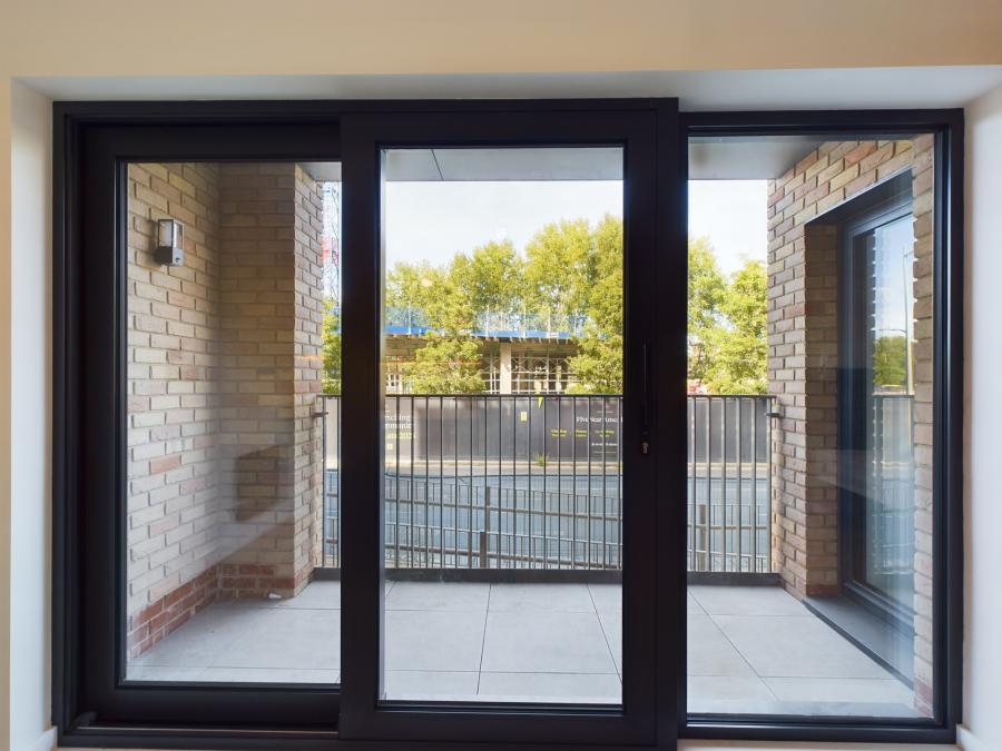 Flat Manorfield in Ashford
