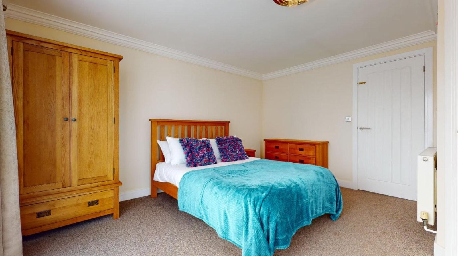 Room Queen's Gate in Plymouth