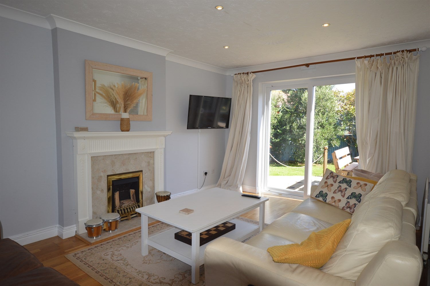 House Lacock Close in Chichester