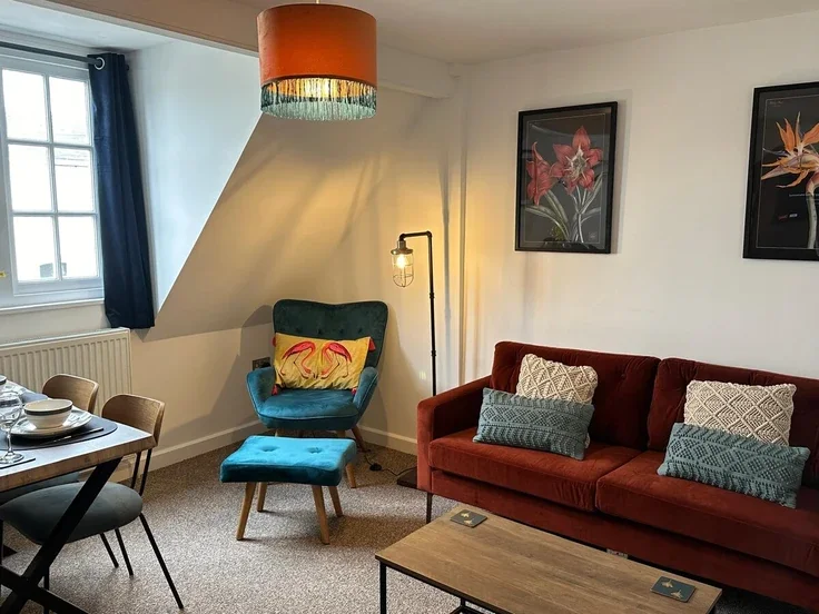 Flat Basingwell Street Lower in Winchester