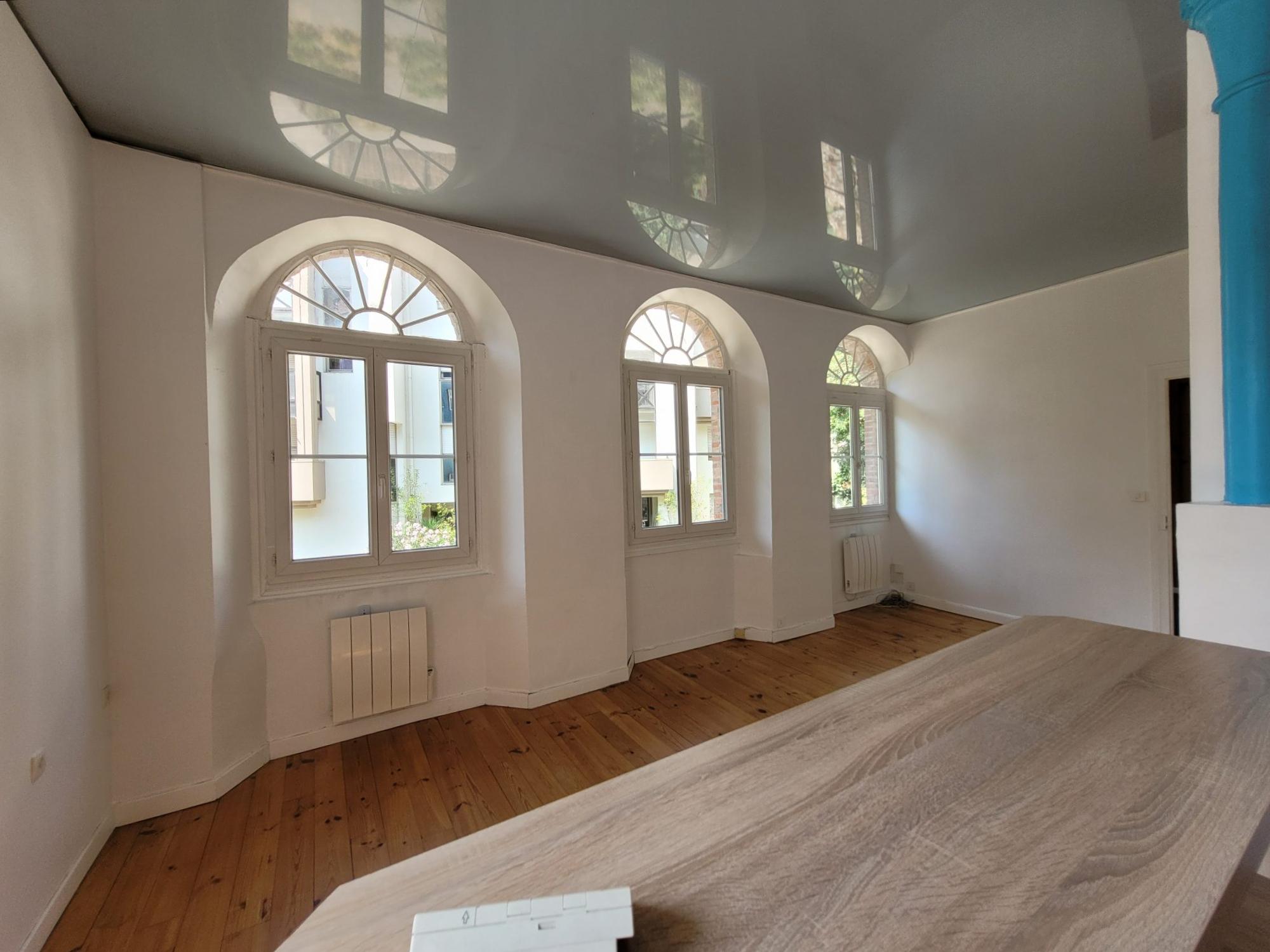 Flat Rue Alexander Taylor in Pau