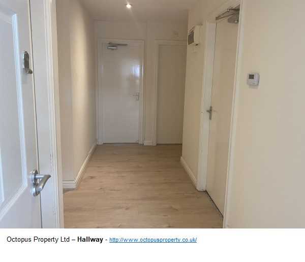 Flat Osborne Road in Newcastle upon Tyne