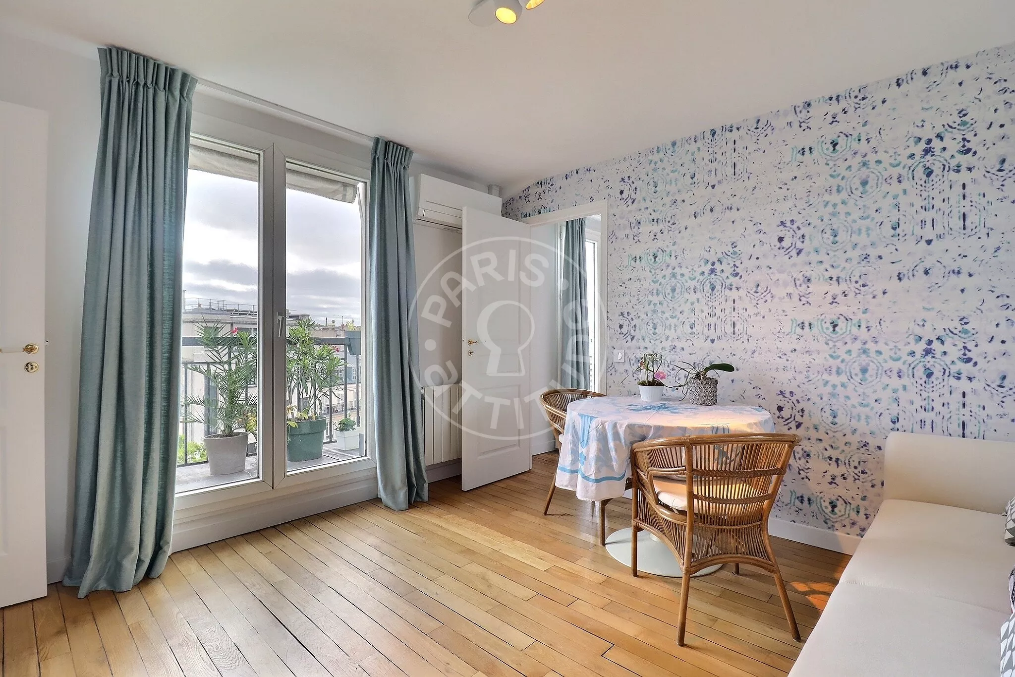 Appartement Rue Tronchet à Paris