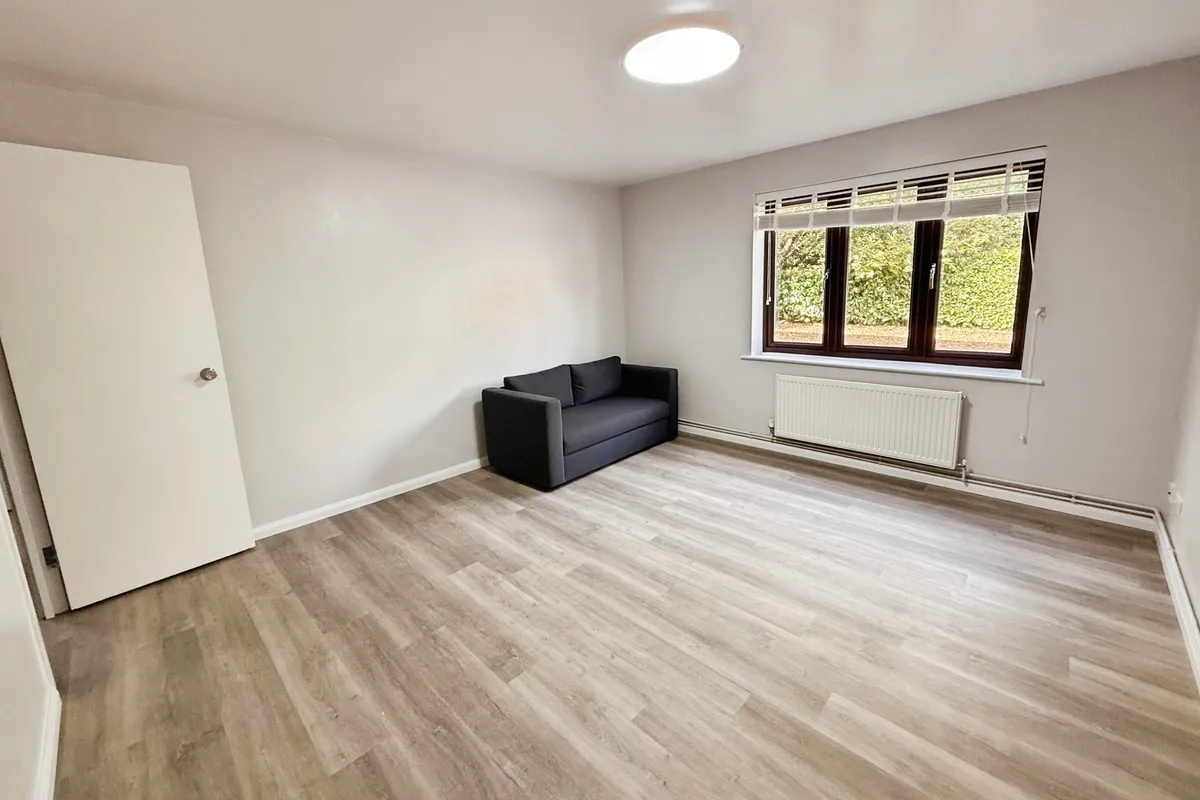 Flat The Hyde in East Hertfordshire