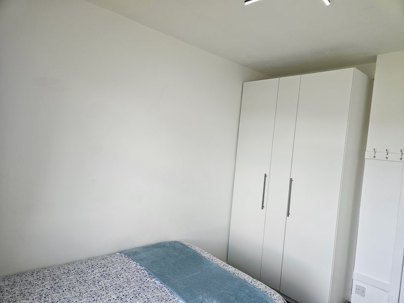 Room Dyke Road in Glasgow