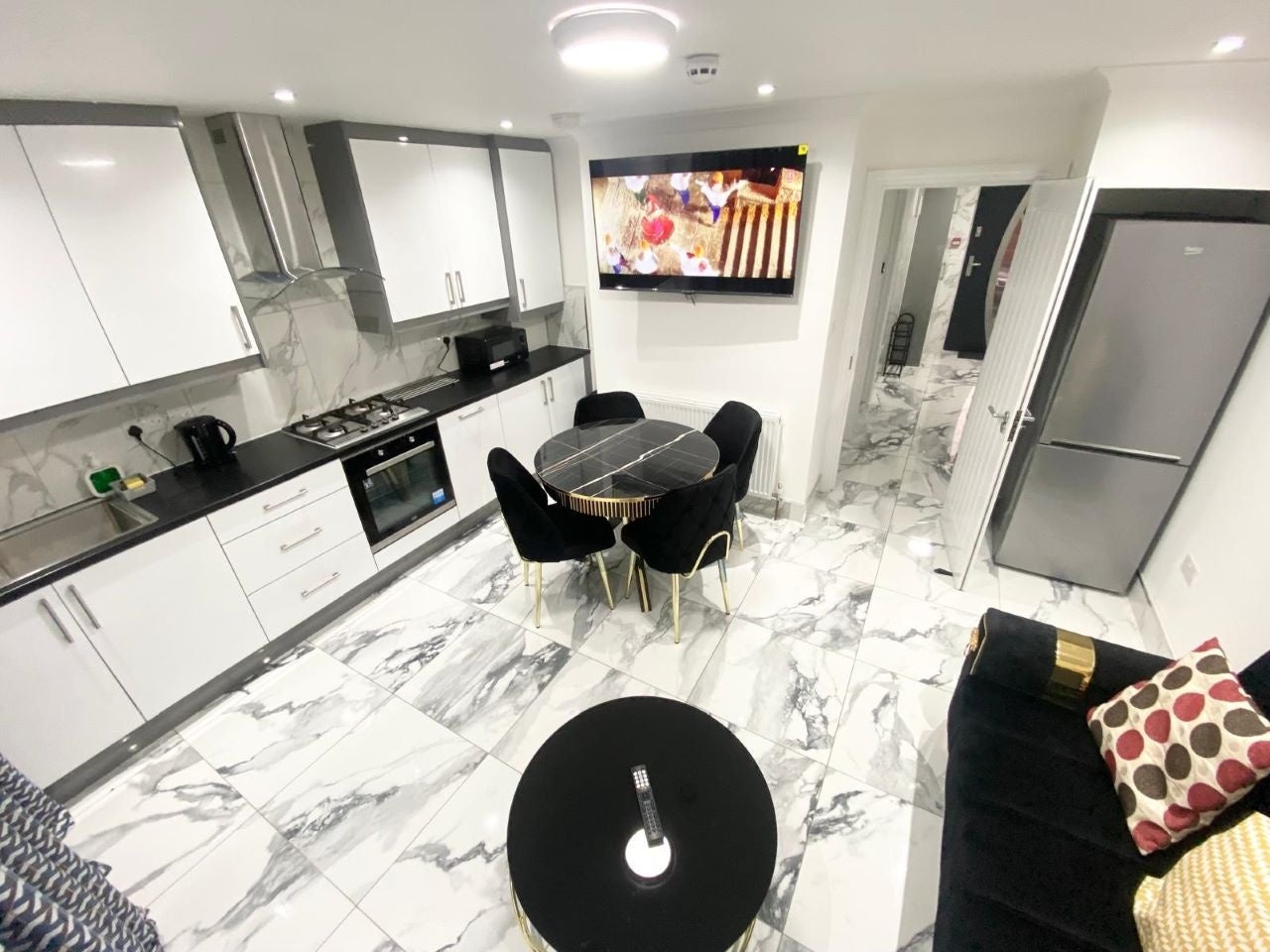 House Elm Close in Greater London