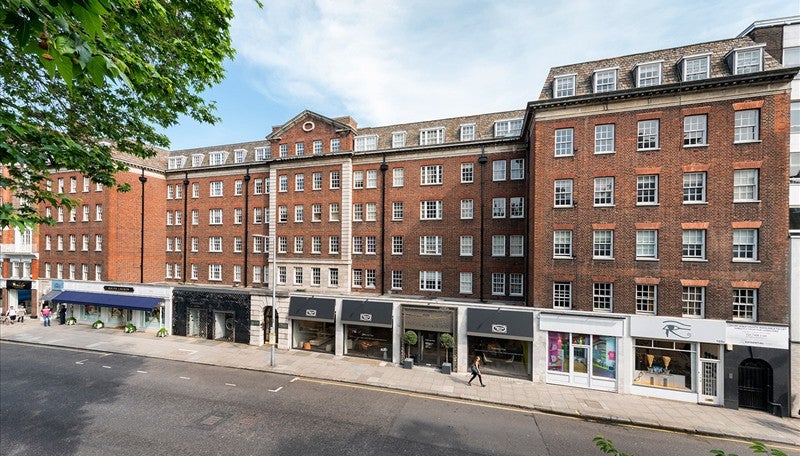 Flat Fulham Road in Greater London