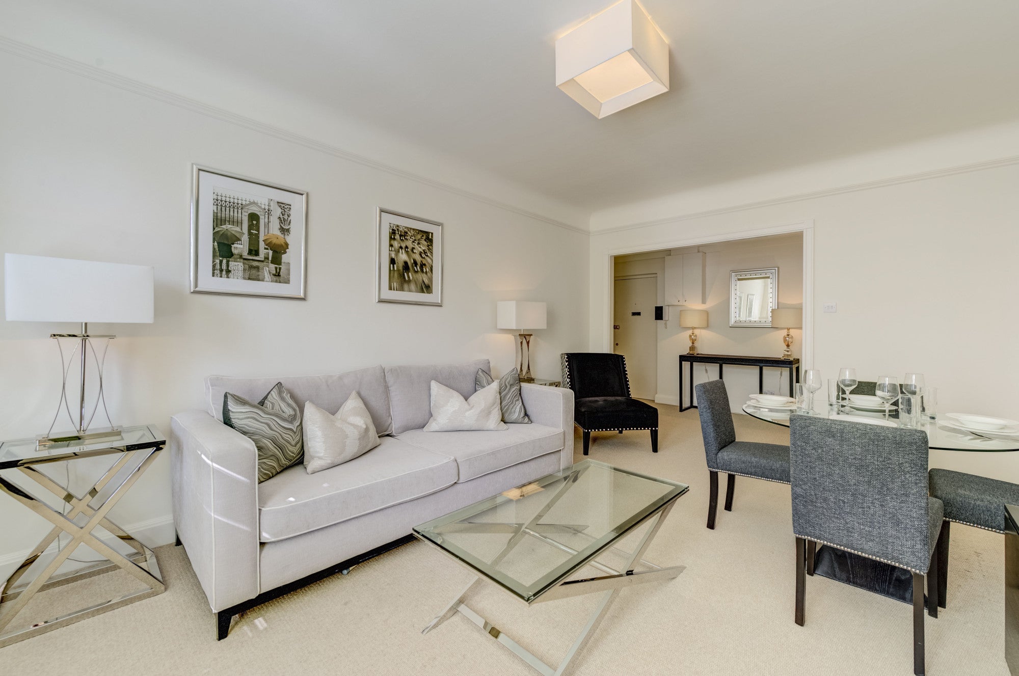 Flat Fulham Road in Greater London