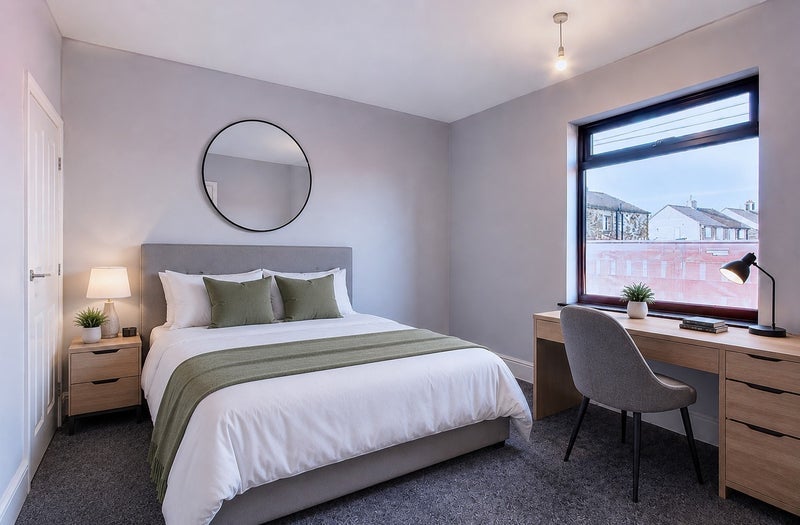 Room Derby Road in Chesterfield
