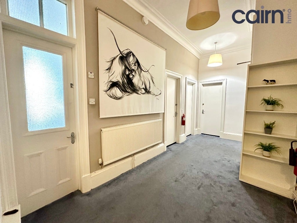Room Cresswell Street in Glasgow