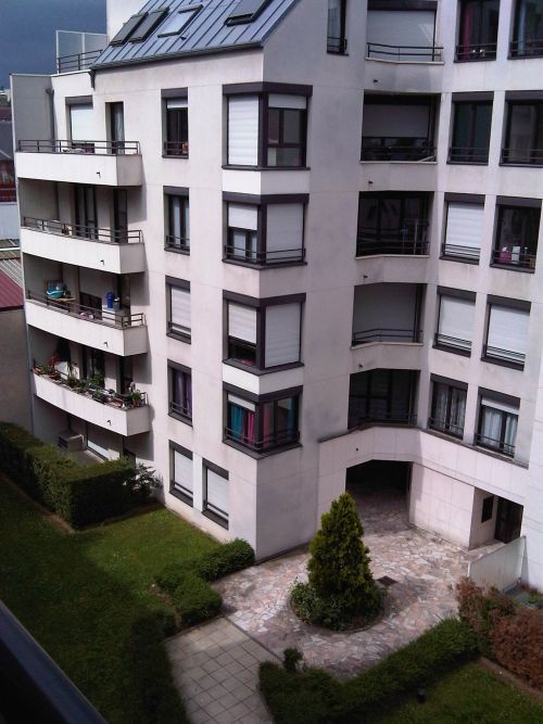 Flat Rue de Verdun in Suresnes