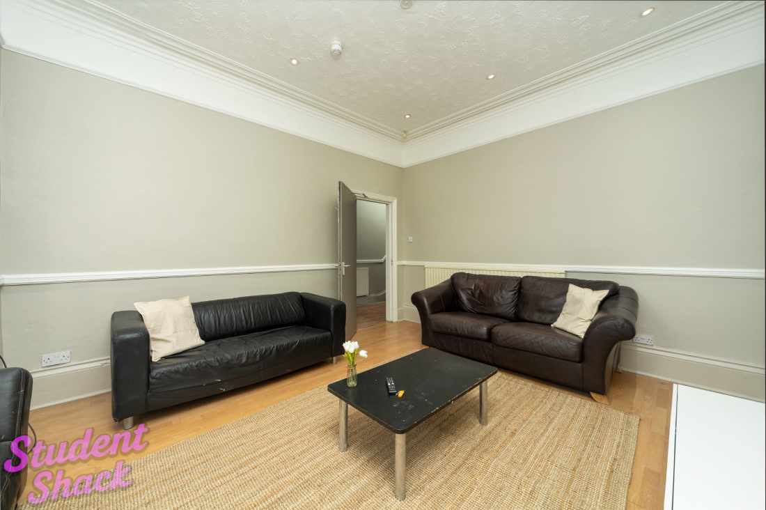 House Moss Lane East in Manchester