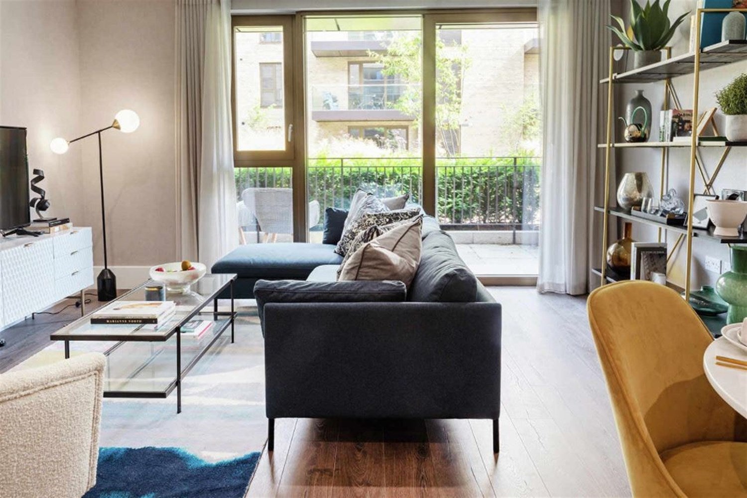 House Sassoon Drive in Greater London